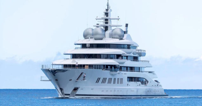 Megayacht Amadea sold for $187 million to Dubai billionaire with Trump ties | The UHNW Lifestyle Report | Scoop.it