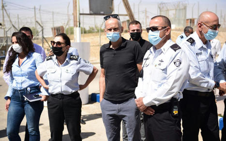Prison officer fired over claims he ‘pimped’ female guards to Palestinian inmates | The Times of Israel | Operation Oya | Scoop.it