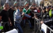 Students to Occupy Bulgaria's Parliament in Anti-Govt Rally - Novinite.com | real utopias | Scoop.it