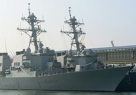 Deux destroyers sud-coréens patrouillent les 2 côtés de la péninsule pour détecter une attaque missile | Newsletter navale | Scoop.it