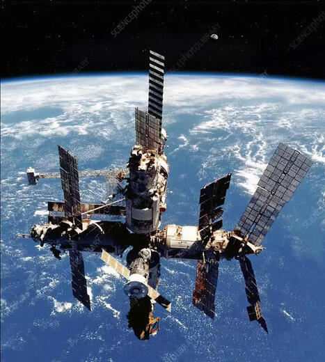 Il y a 40 ans : Mir, le premier &laquo; m&eacute;cano g&eacute;ant de l&rsquo;espace &raquo; | AERONAUTIQUE NEWS - AEROSPACE POINTOFVIEW - AVIONS - AIRCRAFT | Scoop.it