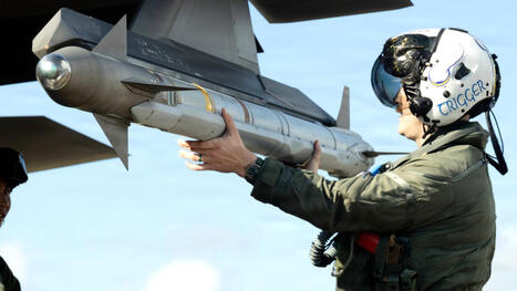 Smaller AIM-9X Sidewinder For Stealthy Weapons Bays Is In Development | DEFENSE NEWS | Scoop.it