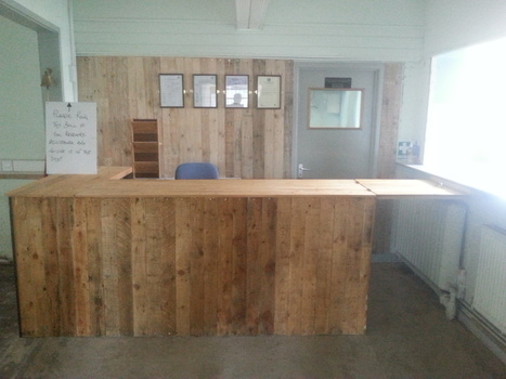 Shop counter from recycled pallets | 1001 Pallets ideas ! | Scoop.it