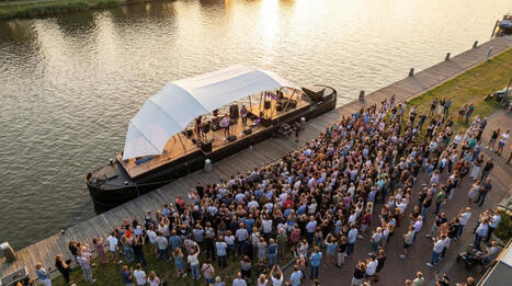 Un festival itin&eacute;rant au fil de l'eau : cet &eacute;t&eacute;, Fluctuations jette l'ancre &agrave; Strasbourg ! | Strasbourg Eurom&eacute;tropole Actu | Scoop.it