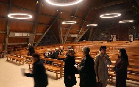 Mont-de-Marsan : une église en béton mais baignée de lumière  | Landes | Scoop.it