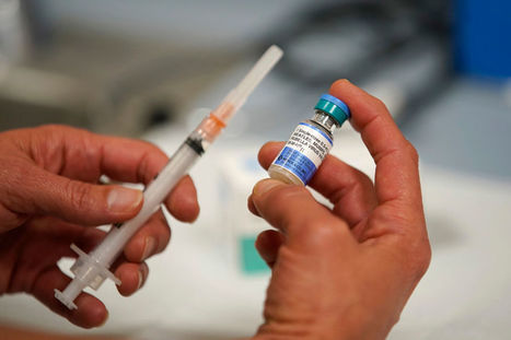 White Female Anti-Vax Protestors Compare Themselves to Black Civil Rights Movement | Hésitations Vaccinales: Observatoire HESIVAXs | Scoop.it