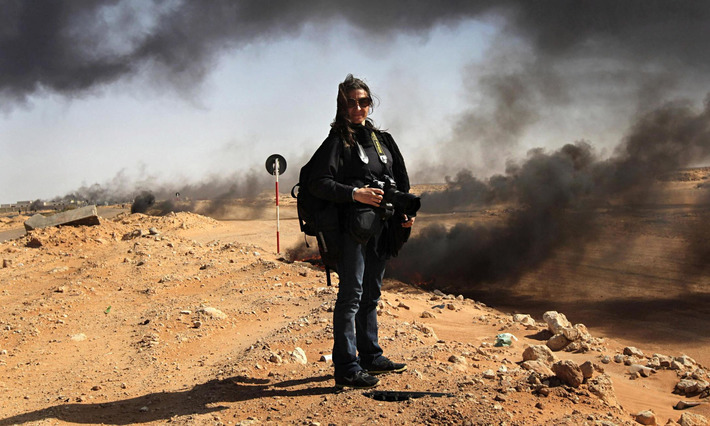 Women on the frontline: female photojournalists' visions of conflict | Herstory | Scoop.it
