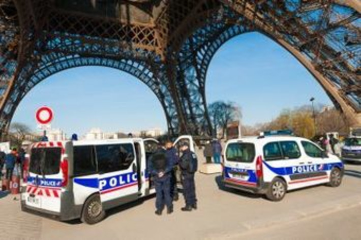 Lutte contre le terrorisme : une facture de 27 euros par Français | Argent et Economie "AutreMent" | Scoop.it