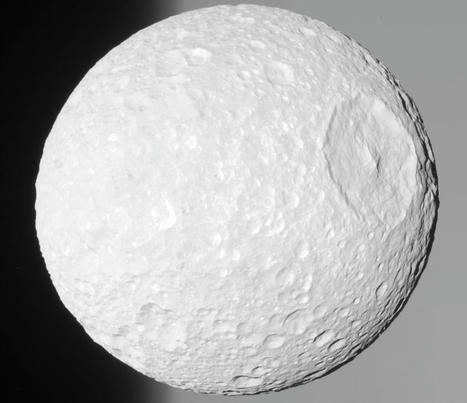 Mimas, ¿otro mundo océano alrededor de Saturno? | Universo y Física Cuántica | Scoop.it