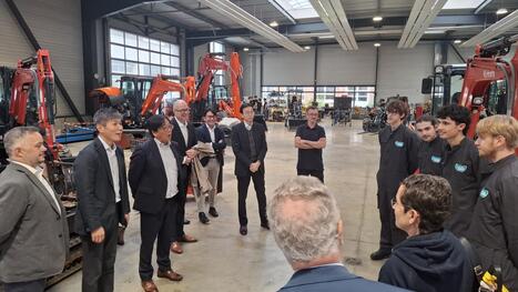 Les Japonais du constructeur d&rsquo;engins Kubota visitent Nicolas-Barr&eacute; et rencontrent leurs futurs ambassadeurs | revue de presse | Scoop.it