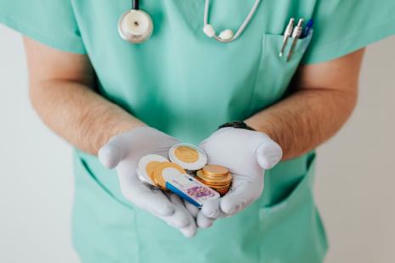 Certificat de décès : quelle rémunération pour les infirmiers ? | Infirmiers.com | Profession IDE | Actualité sociale | Veille informative du CDIR de Croix-Rouge Compétence Occitanie | Scoop.it