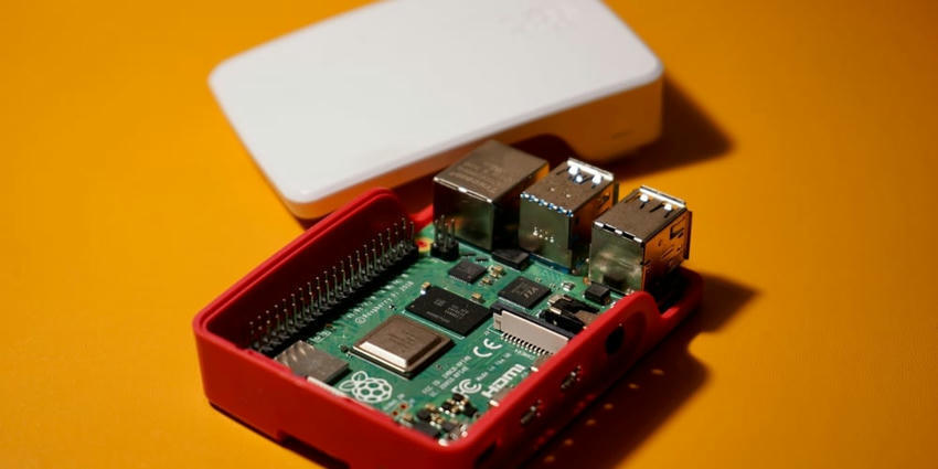 How to Install Docker on Raspberry Pi | Raspber...