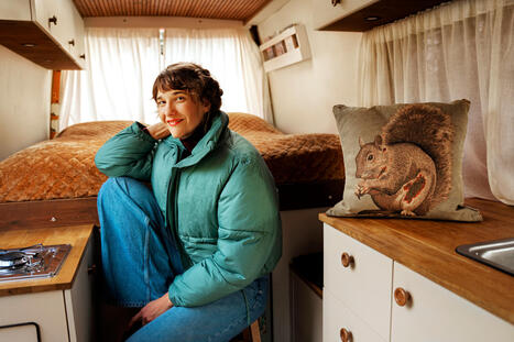 Tyyny oli yksi harvoista esineist&auml;, joka p&auml;&auml;si Aino Huilajan pakuun | 1Uutiset - Lukemisen t&auml;hden | Scoop.it