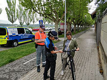 Las policías locales de Navarra reparten luces y folletos a ciclistas en controles preventivos | Ordenación del Territorio | Scoop.it
