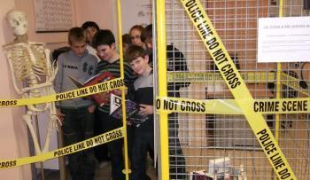 Vic-Fezensac. Crime-fiction au CDI : qui a tu&eacute; Lulu Berlue ? - La D&eacute;p&ecirc;che | Le CDI du Coll&egrave;ge Gabriel S&eacute;ailles | Scoop.it