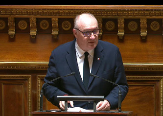 Lutte contre la fraudes aux aides publiques : la loi Cazenave définitivement adoptée | Politiques publiques et société | Scoop.it