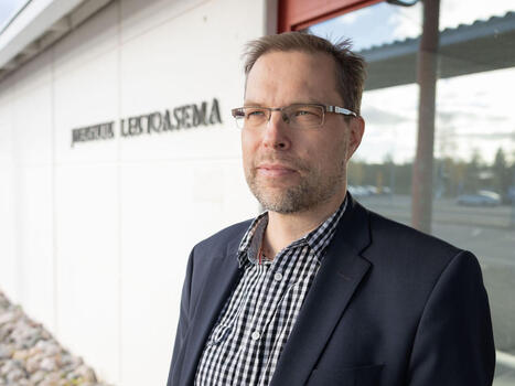 Ministeri&ouml; haluaa maakuntien ja kuntien maksavan tappiolliset lennot, mutta alueilla pelkk&auml; ehdotus j&auml;rkytt&auml;&auml; | Kotimaa | Yle | A1Uutiset | Scoop.it