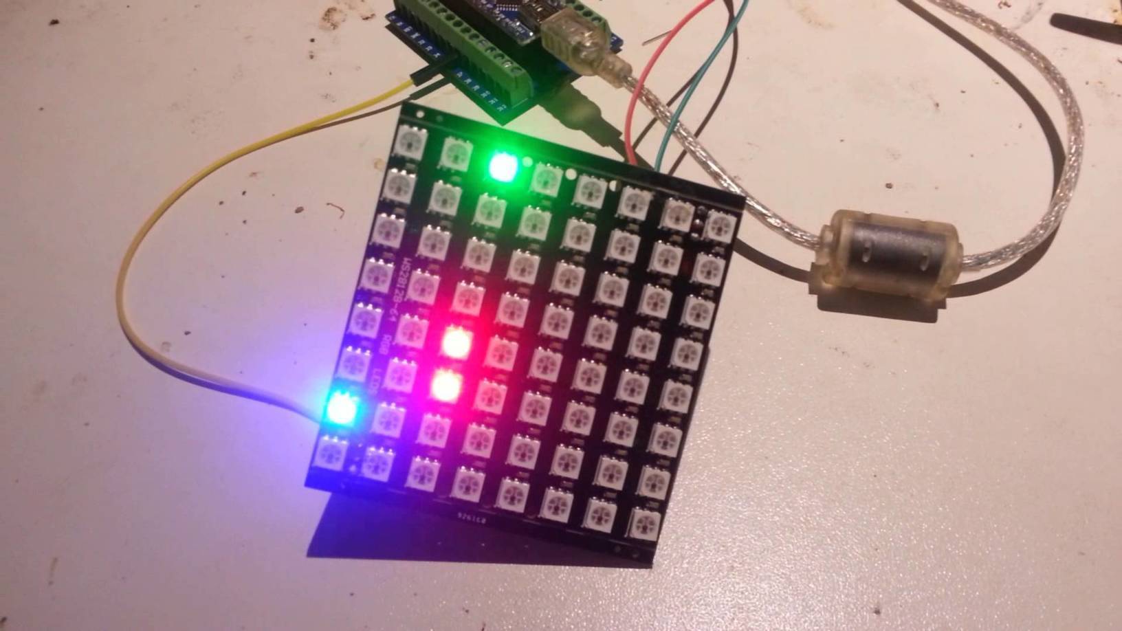 Fastled arduino. Ly-led 32x8-b матрица Arduino. Матрица адресных светодиодов ардуино Fastled. Arduino треугольная матрица из RGB. Светодиодная матрица 8x32 Arduino подключение.