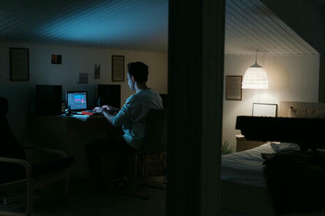 « L'addiction à la pornographie, c'est l'addiction de la solitude par excellence » | actualités VIH, hépatites, IST, santé sexuelle | Scoop.it