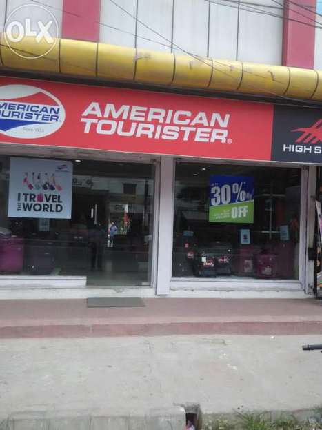 american tourister showrooms