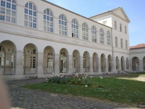 Le pluralisme th&eacute;rapeutique malmen&eacute; au nom du profit | Chronique des Droits de l'Homme | Scoop.it