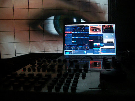 Respect Your VJ : traduction in French - LeCollagiste VJ | Flux VJing | Scoop.it