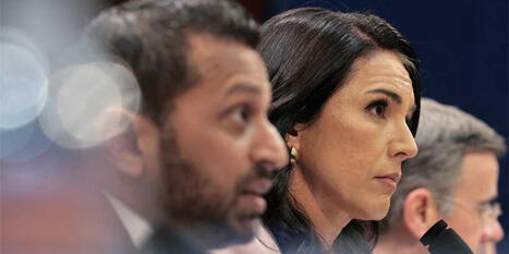 Fed-up Democrat unloads on waffling Trump officials: 'Why do you guys even have a job?' - Raw Story | Backstabber Watch | Scoop.it