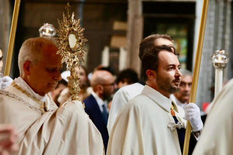 Christ is God’s answer to humanity’s hunger, Pope Leo XIV affirms on Corpus Christi | Christian Spiritual Counseling | Scoop.it