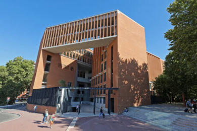 TSE - Université Toulouse Capitole : 67 postes de fonctionnaires transférés au 01/01/2024 | Revue de presse | Scoop.it