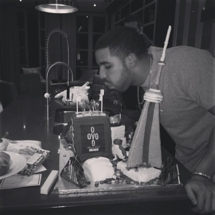 STARTED... : "Champagne Papi" DRAKE Celebrates His 27th Birthday With Miguel & Future | The Young, Black, and Fabulous | GetAtMe | Scoop.it