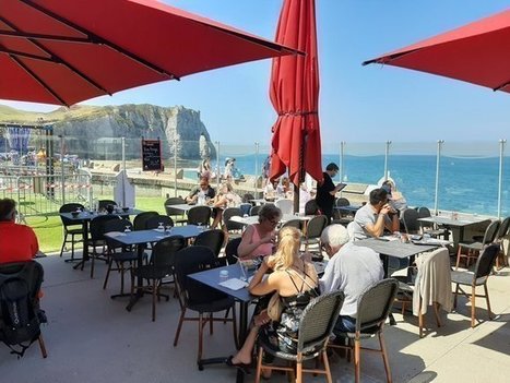 Les restaurateurs en bord de mer retrouvent leurs clients et leur sourire à Étretat | Veille_portrait_touristique_culhsm | Scoop.it