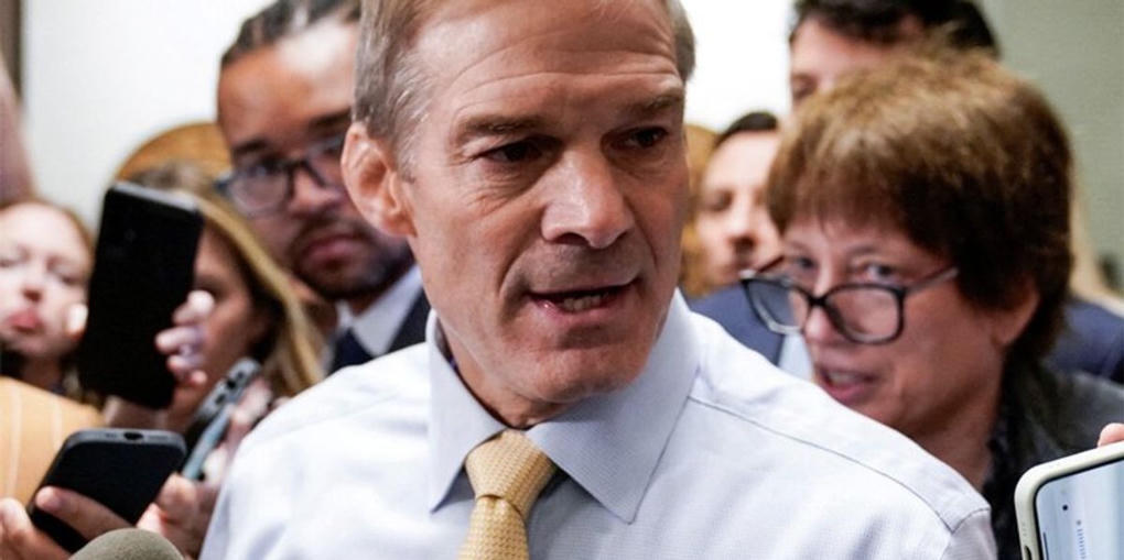 Jim Jordan confronted on CNN with shocking evid...