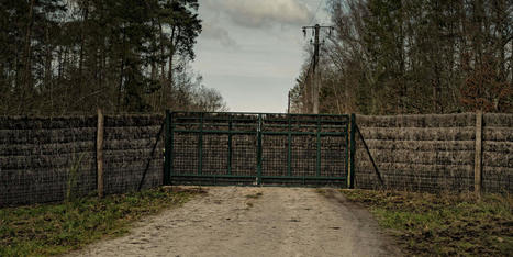 La for&ecirc;t de Sologne d&eacute;figur&eacute;e par ses grillages d&rsquo;acier | Revue de presse du Centre de doc | Scoop.it