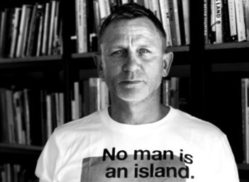 Daniel Craig In Il Tatuaggio Di Stoffa Scoop It