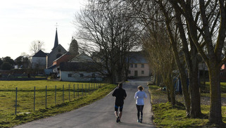 Éloignement, perte d'autonomie financière, invisibilisation : vivre à la campagne amplifie les inégalités femmes-hommes | Veille territoriale AURH | Scoop.it