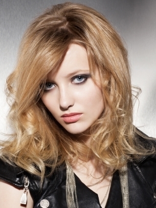 Glossy Shoulder-Lenght Haircuts 2012 | kapsel trends | Scoop.it
