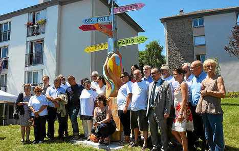 Lannion, Ker-Uhel.  Sur le boulevard rénové un totem invite à voyager | L'actualité des quartiers politique de la ville de Bretagne et Pays de la Loire | Scoop.it