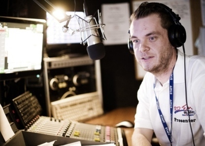 UK: How ultra-local radio has sparked airwaves revival | Kent News | @The Convergence of ICT, the Environment, Climate Change, EV and HEV Transportation & Distributed Renewable Energy | Scoop.it