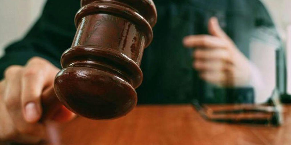 Red state Supreme Court justice resigns amid re...