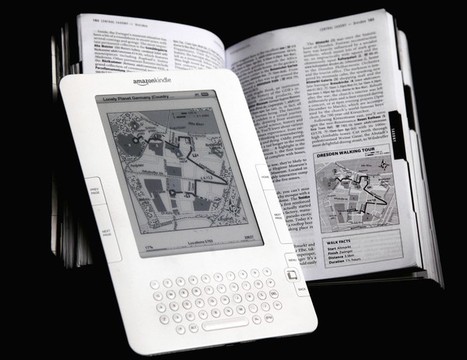 Flipping through e-readers, a skeptic becomes a believer | Is the iPad a revolution? | Scoop.it
