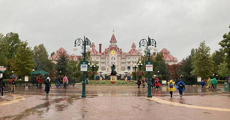 À Val d'Europe, la magie de Disneyland Paris n'opère plus | Actualités parcs de loisirs | Scoop.it