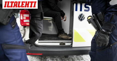 Vanki vietti koko y&ouml;n poliisiautossa &ndash; Ei pystynyt nukkumaan | A1Uutiset | Scoop.it