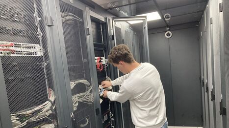 "Sommes-nous pr&eacute;par&eacute;s si cela nous arrive ?" : en Touraine, la cybers&eacute;curit&eacute; est un enjeu crucial et angoissant pour tous | Revue de presse &eacute;conomique du Sud Touraine | Scoop.it