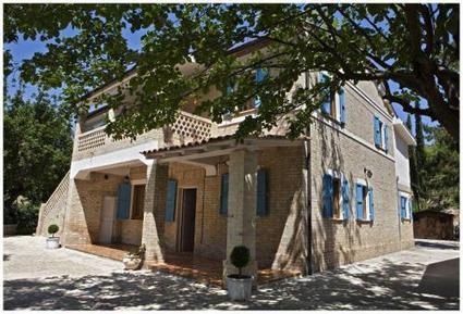 Best Le Marche Properties for Sale: Farmhouse, Grottammare | Italian Properties - Italiaans Onroerend Goed | Scoop.it