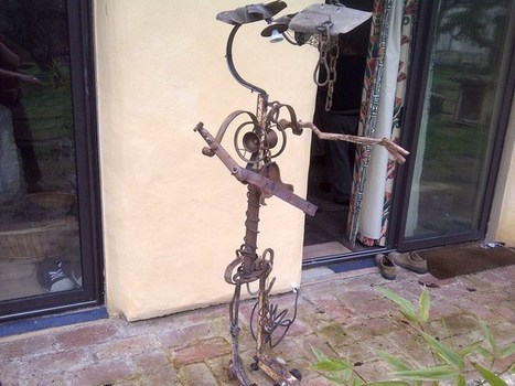 [Coup de ♥] Robot lumineux  par Barjoh sur le #CDB | Best of coin des bricoleurs | Scoop.it