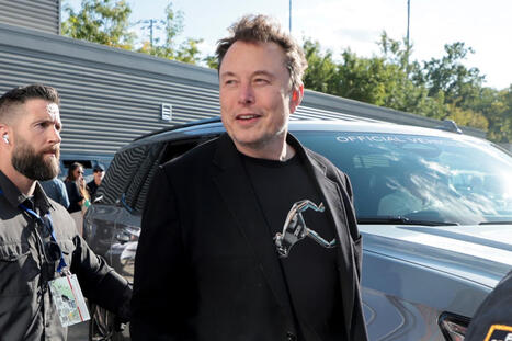 Elon Musk spends half his time talking robots and AI on Tesla earnings calls | by&nbsp;Sean O'Kane & Russell Brandom | TechCrunch.com | Surfing the Broadband Bit Stream | Scoop.it