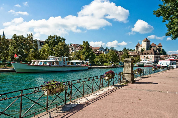 Meubl&eacute;s type Airbnb : Annecy ne pourra pas instaurer de quotas | Tendances - Etourisme | Scoop.it