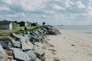 Face au Mont-Saint-Michel, le village qui voulait être sauvé de la montée des eaux | Une semaine d'actu - Newsletter de veille de l'AURH | Scoop.it