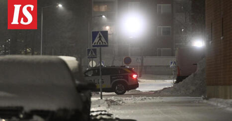 Poliisioperaatio k&auml;ynniss&auml; Oulussa, poliisit kiert&auml;v&auml;t koulua taskulamput tanassa | 1Uutiset - Lukemisen t&auml;hden | Scoop.it