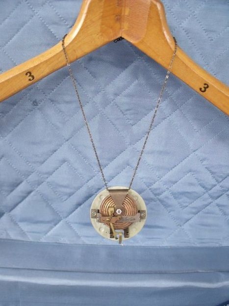 Hygrometer Becomes Jewel | 1001 Recycling Ideas ! | Scoop.it